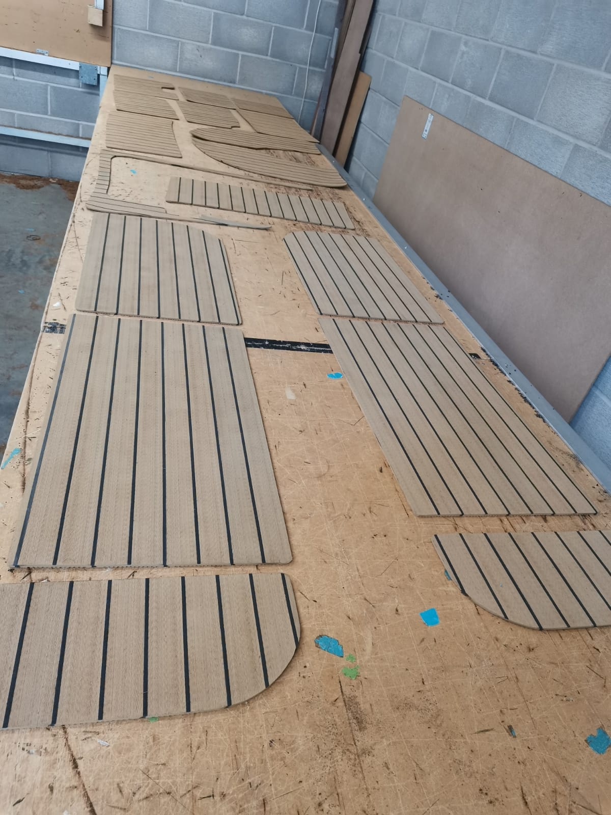 Beneteau 473. Beneteau sailboat pvc synthetic teak deck- Free sample and quote request