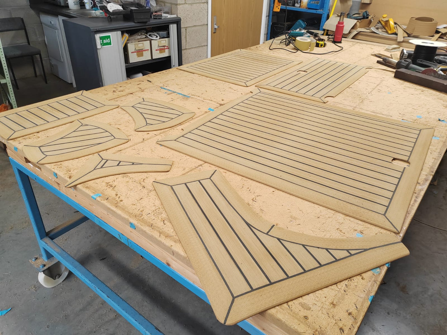 Crianchi Endurance 34 Zaffiro pvc synthetic teak deck- Free sample and quote request