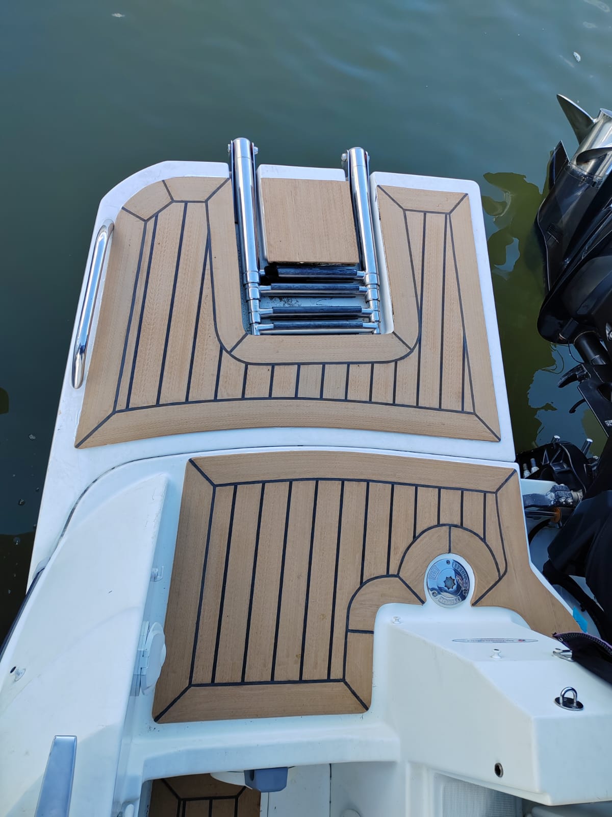 Jeanneau Merry Fisher 795 powerboat pvc synthetic teak deck- Free sample and quote request