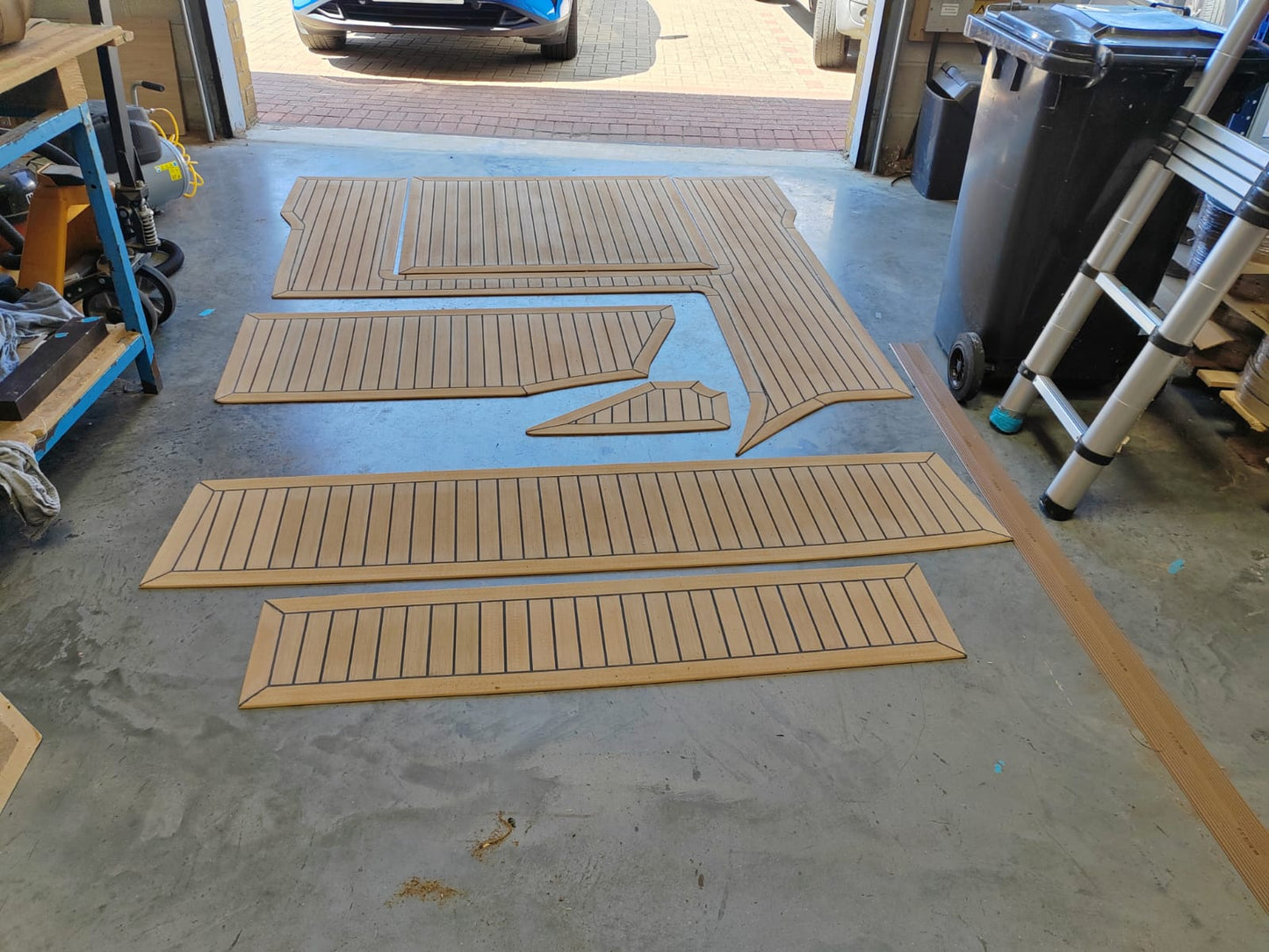 Searay 220 Sundancer pvc synthetic teak deck- Free sample and quote request
