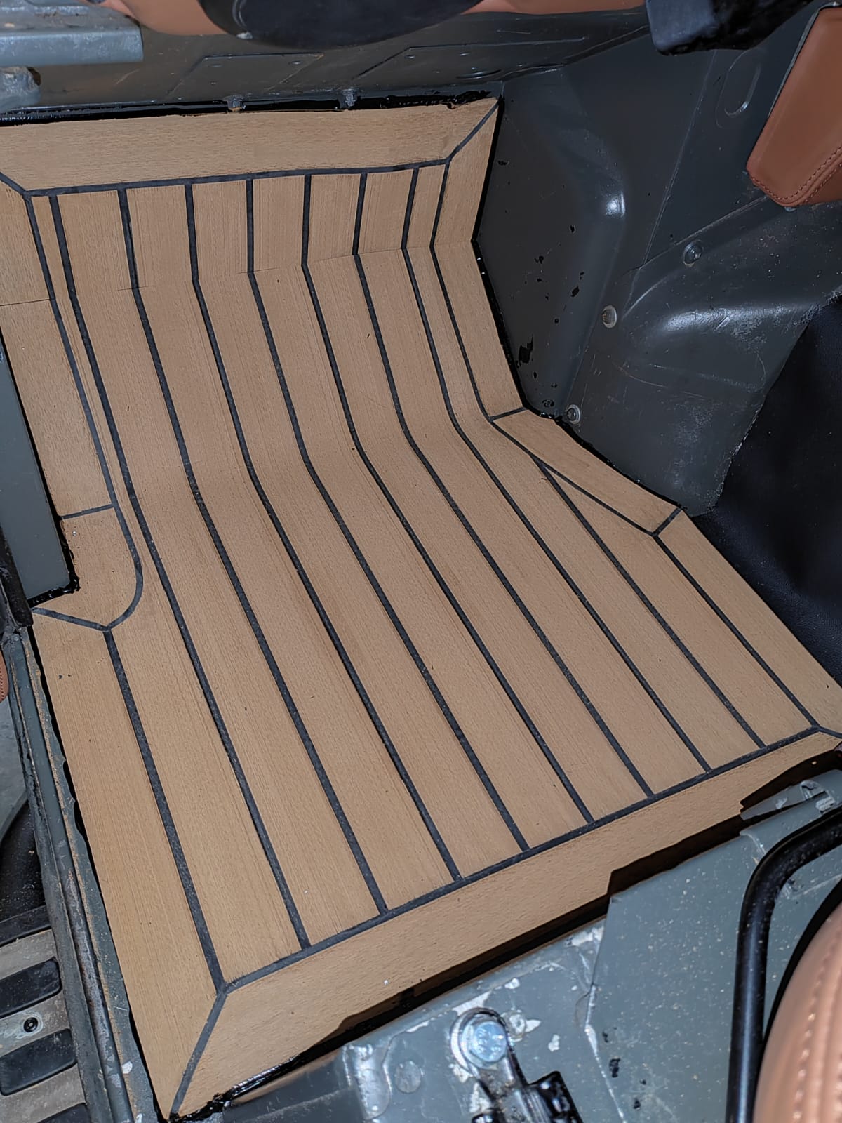 Land Rover 110 Defender pvc synthetic teak deck- Free sample and quote request