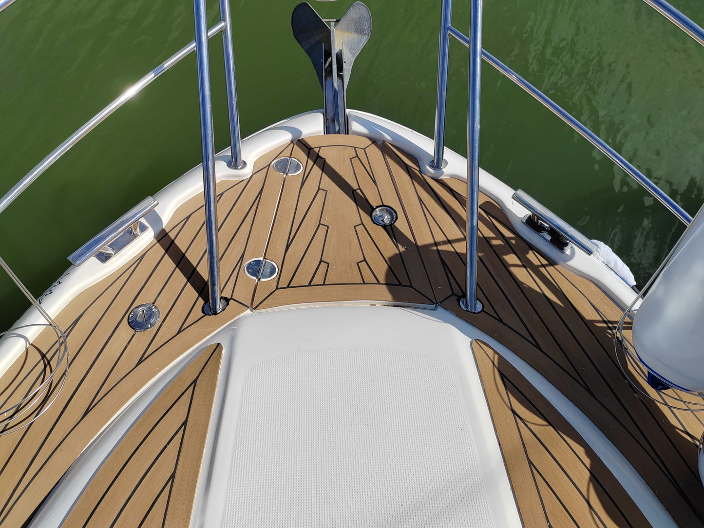 Bavaria 27 Sport. powerboats pvc synthetic teak deck - Free sample and quote request