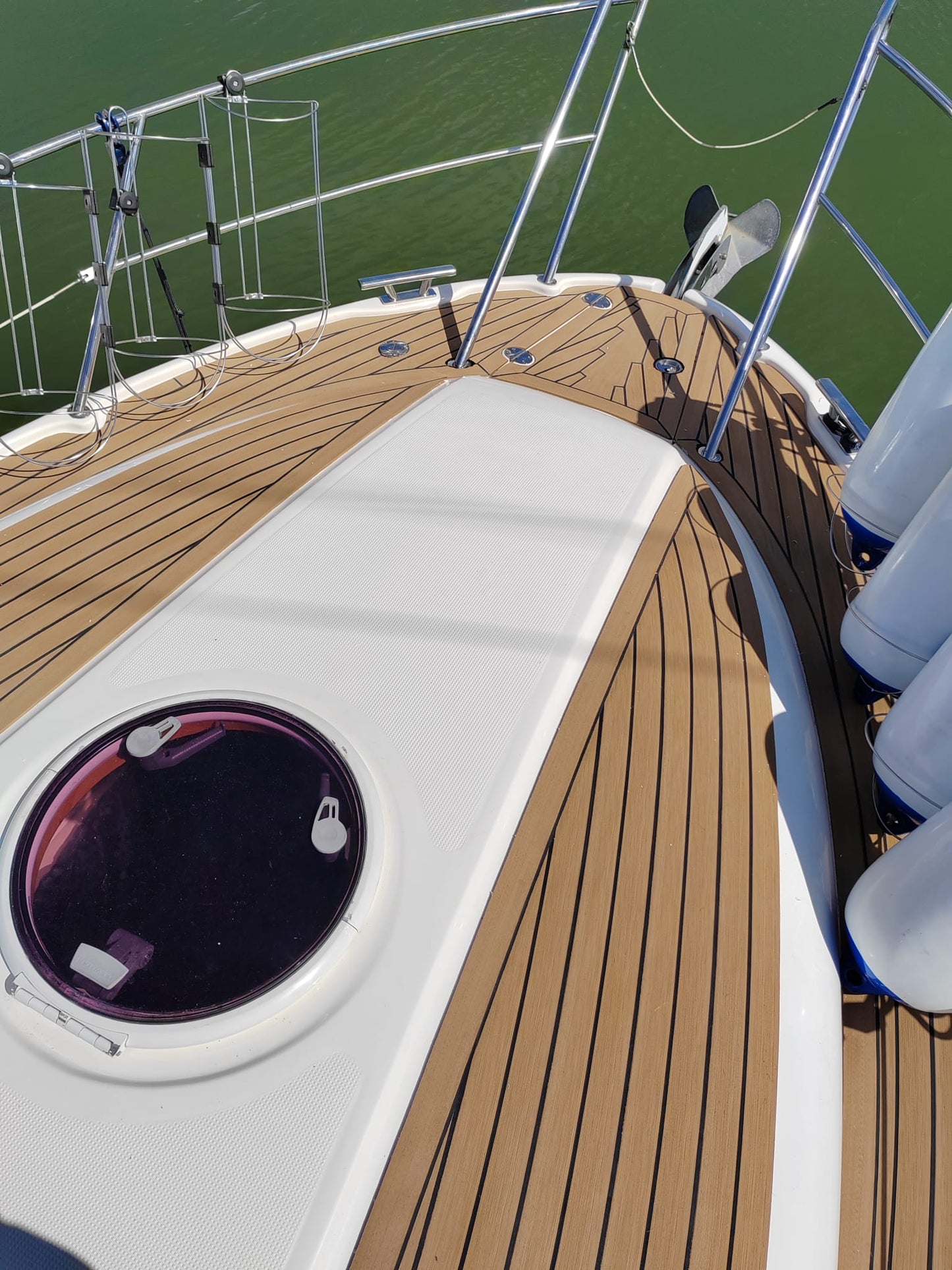 Bavaria 27 Sport. powerboats pvc synthetic teak deck - Free sample and quote request